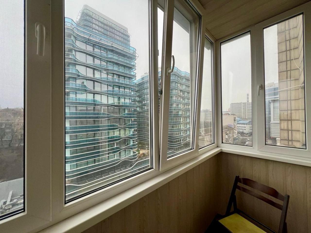 Apartment In The Center Of Kiew Exterior foto