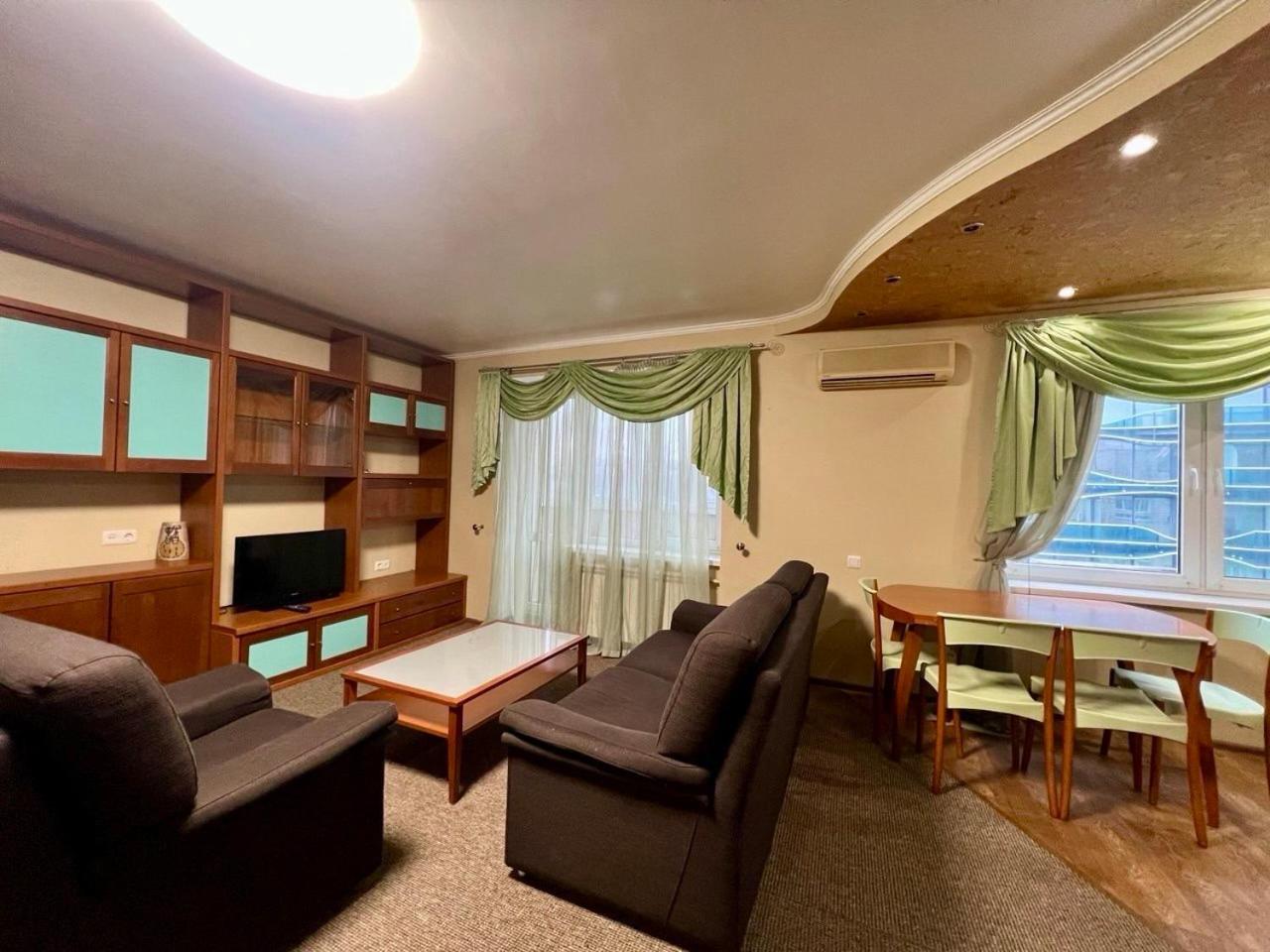 Apartment In The Center Of Kiew Exterior foto