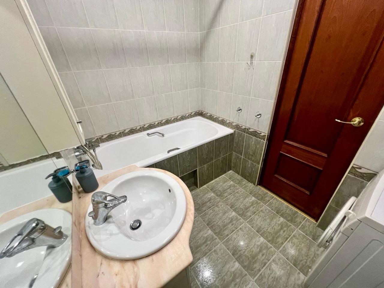 Apartment In The Center Of Kiew Exterior foto